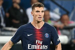 Meunier open to PSG exit amid Premier League rumours