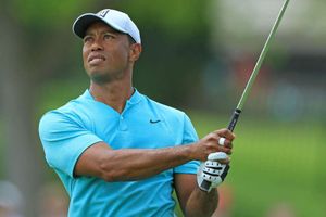 Woods rues mixed second round at Memorial