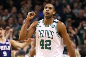 76ers officially sign Horford, confirm Harris deal