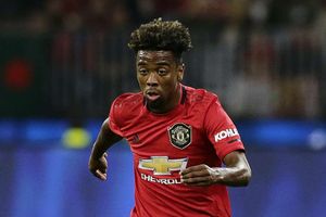 Tottenham 1-2 Manchester United: Gomes gets late winner as Bailly is injured again