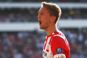 Netherlands striker Luuk de Jong joins Sevilla