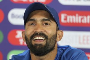 ICC World Cup 2019: Team India are happy to chase or be chased, insists Dinesh Karthik