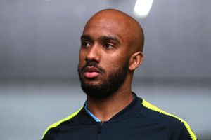 Delph departs Manchester City to join Everton