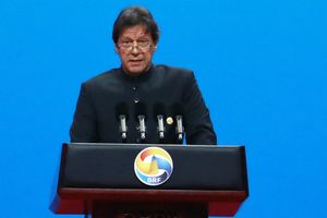 Imran Khan promises to make Pakistan the best cricket team in the world