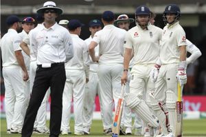 England collapse sets up Ireland Test thriller