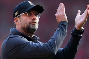 Klopp: It's too early for contract talks with Liverpool