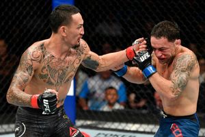 UFC 240 results: Holloway outlasts Edgar to retain featherweight title