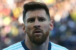 Messi rails against 'corruption' after red card in win over Chile