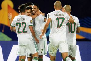 Algeria 3 Guinea 0: Mahrez strikes to seal quarter-final spot