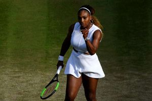 Serena Williams survives Wimbledon scare as Meghan comes out to support American star