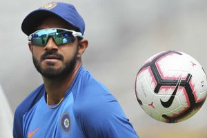 ICC WC 2019: Injured Vijay Shankar ruled out; Mayank Agarwal to replace him