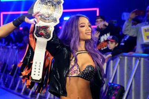 Update on Sasha Banks’ WWE contract and return to Raw