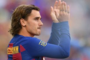 Napoli 0 Barcelona 4: Griezmann off the mark as Catalans turn on the style