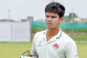 Arjun Tendulkar in Mumbai squad for 'Vizzy' trophy