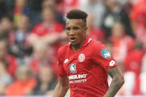 Everton bring in Mainz midfielder Gbamin following Gueye departure