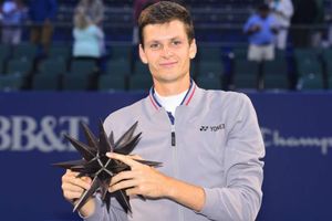 Hurkacz claims maiden title at Winston-Salem Open