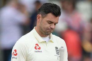 England paceman Anderson out of second Ashes Test