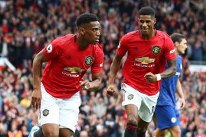 Manchester United 4-0 Chelsea: Rashford, Martial star as Blues crushed on Lampard bow