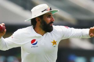 Misbah bids to land 'dream' Pakistan head coach job