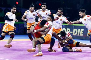 PKL 2019: Gujarat Fortune Giants lose by whisker against Puneri Paltan