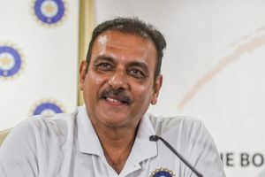 Ravi Shastri pips Tom Moody, Mike Hesson; to remain India coach till 2021