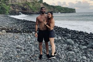 WWE stars Seth Rollins and Becky Lynch officially engaged