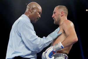 Kovalev survives Yarde scare to defend WBO title