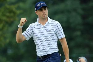 Thomas shatters course record for BMW Championship lead