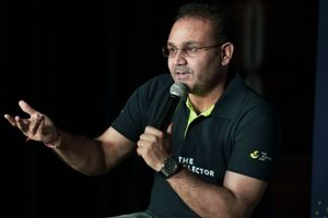 Kumble should be chairman of selectors but BCCI needs to raise pay: Sehwag