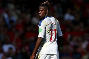 Rumour Has It: PSG eye £100m Zaha as Neymar replacement
