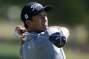 Scott tied for lead as Romo impresses in Napa