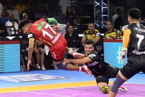 Pro Kabaddi League 2019: Pawan Sehrawat returns with 22 points as Bengaluru Bulls edge Telugu Titans in a thriller