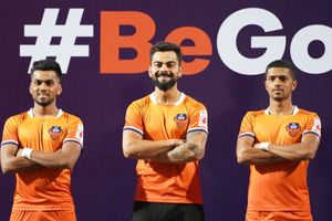 Virat Kohli unveils FC Goa's new home jersey
