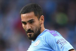 Shakhtar Donetsk 0-3 Manchester City: New-look defence holds firm for Guardiola's men