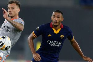 Roma ban fan for life after sending racist messages to Juan Jesus