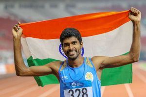 Jinson betters own 1500m national record by winning silver in Berlin, qualifies for World Championships