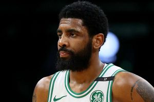 Nets star Kyrie Irving day-to-day with facial fracture