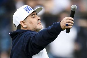 Maradona pledges to save Gimnasia's season