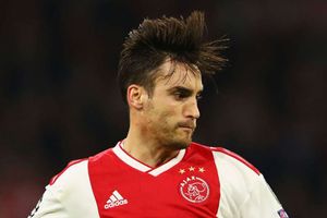 Ajax 3-0 Lille: Ten Hag's men start Champions League campaign in style