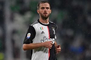 Juventus 2-0 SPAL: Pjanic and Ronaldo lift Bianconeri