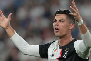 Ronaldo regrets alcoholic father missed best years of career