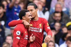 Premier League Review: Liverpool maintain winning run, Man United lose on the road again