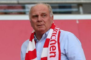Hoeness threatens Bayern boycott if Germany drop Neuer