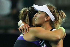 Sabalenka edges out doubles partner Mertens to take WTA Elite Trophy semi-final place