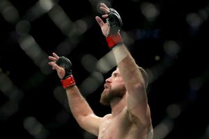 Sign the deal, man! – Cerrone calls on McGregor to agree to fight