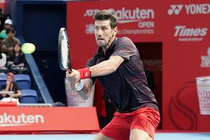 Djokovic downs Shapovalov to reach Shanghai third round