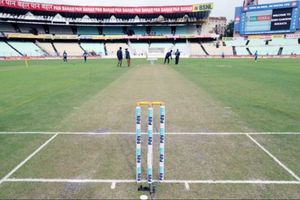 India vs Bangladesh, Pink Ball Test: Seasoned curator advises more grass on pitch, less on outfield