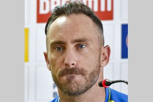 Do away with toss in Test cricket, suggests Faf du Plessis