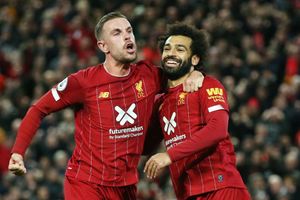 Premier League Wrap: Salah hits winner as Klopp's men sink Spurs; United secure comfortable win over Norwich