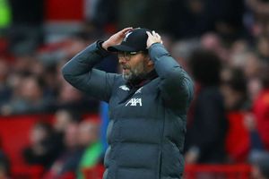 Mourinho says Liverpool boss Klopp 'didn't like the menu' at Man Utd